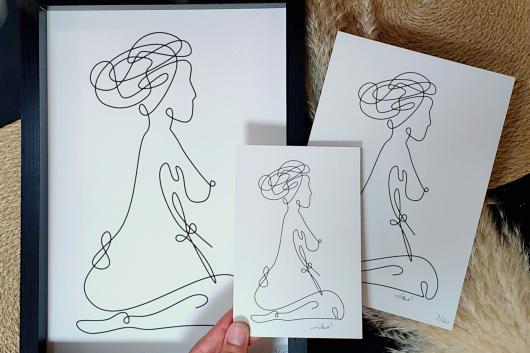 Femme de profil A4, A5 et carte postale